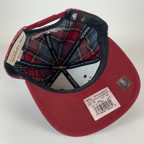 Cleveland Cavaliers NBA Multicolor Plaid Mitchell & Ness Snapback Hat - Picture 5 of 6